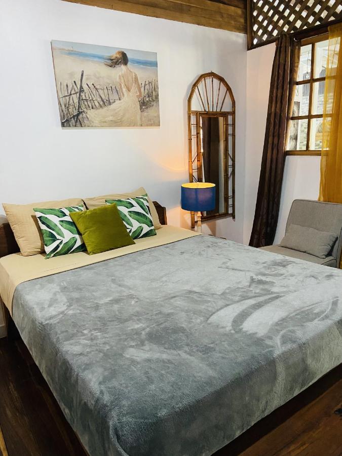 Lizard King Hotel & Suites Puerto Viejo de Talamanca Екстер'єр фото