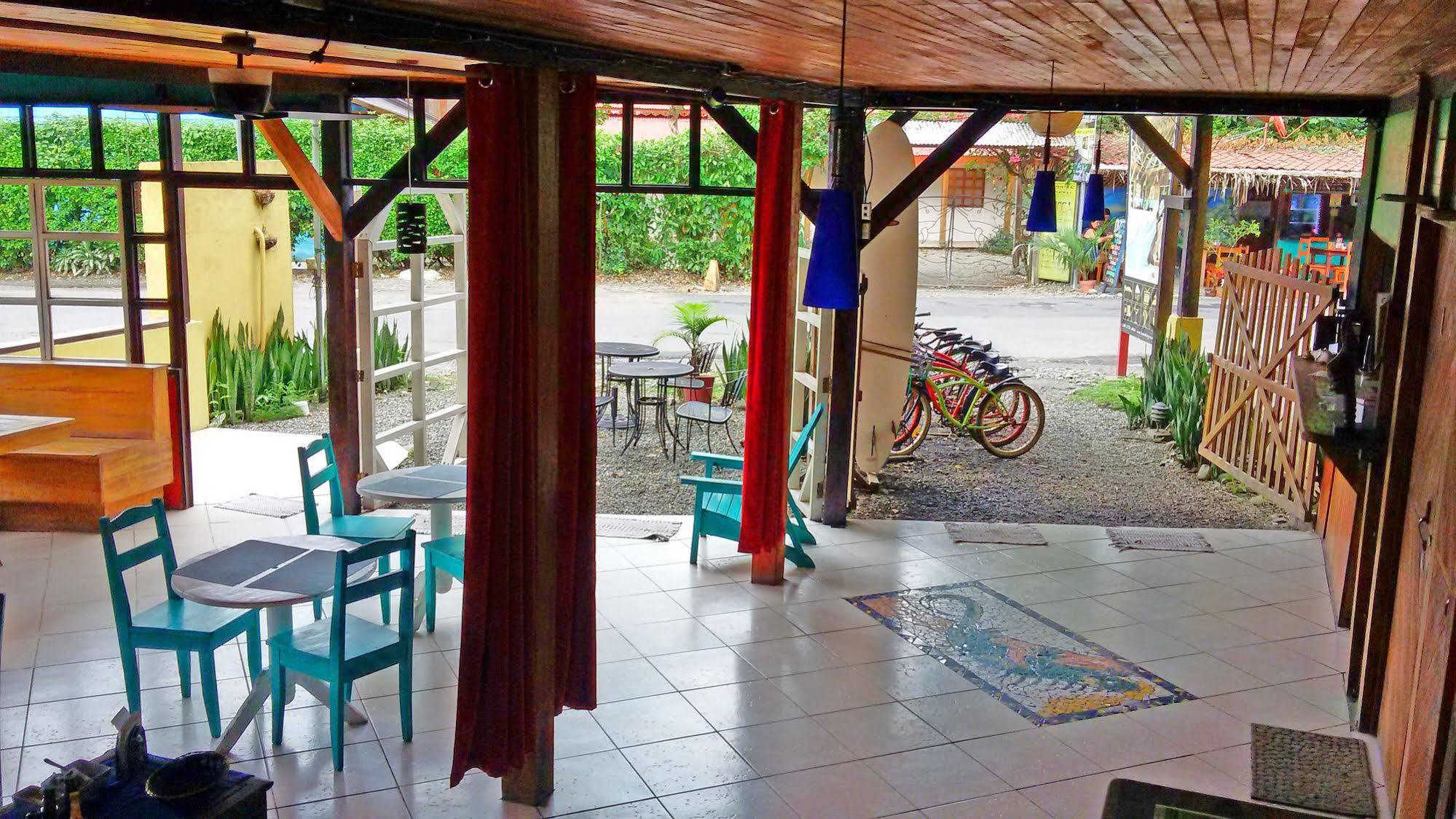 Lizard King Hotel & Suites Puerto Viejo de Talamanca Екстер'єр фото